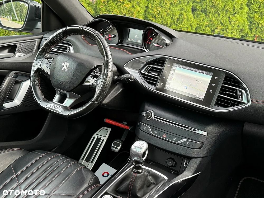 Peugeot 308 THP 205 GT - 16