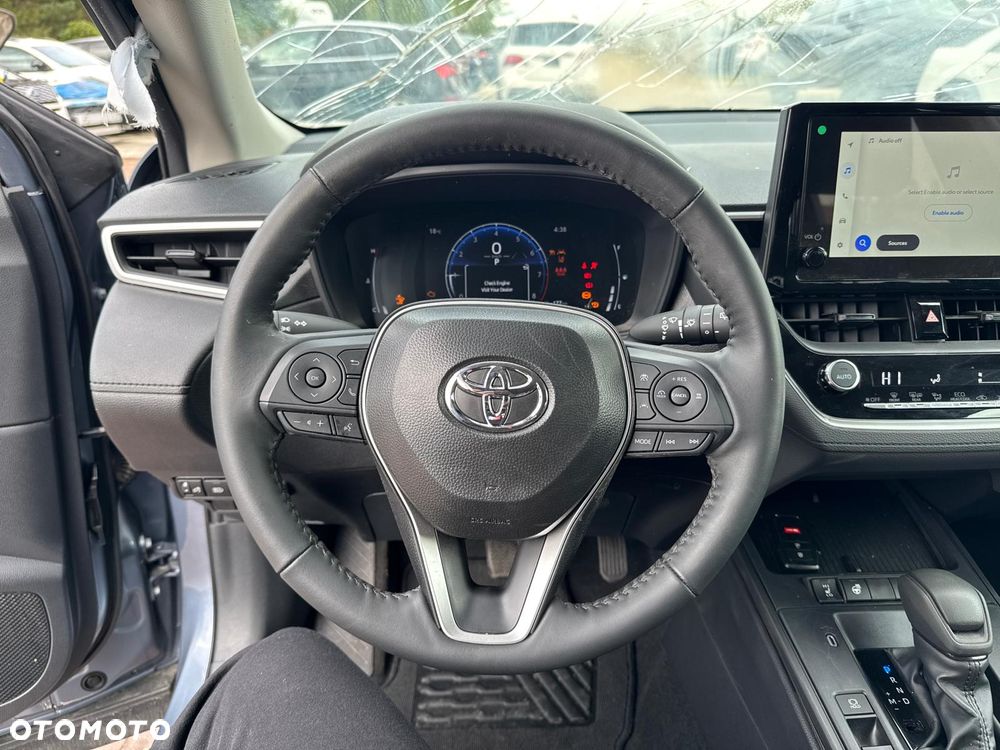 Toyota Corolla Cross - 13