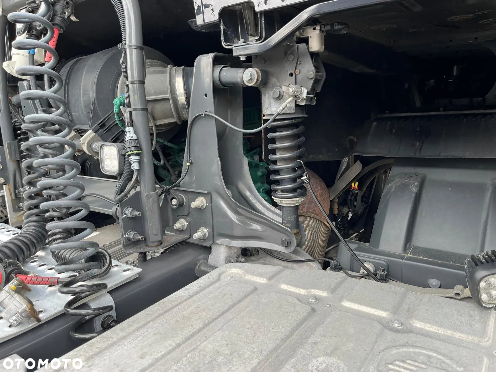 Volvo FH500 / 2021 / NISKI PRZEB / LEKKI 7000 kg / SPROWADZONY Z NIEMIEC - 17