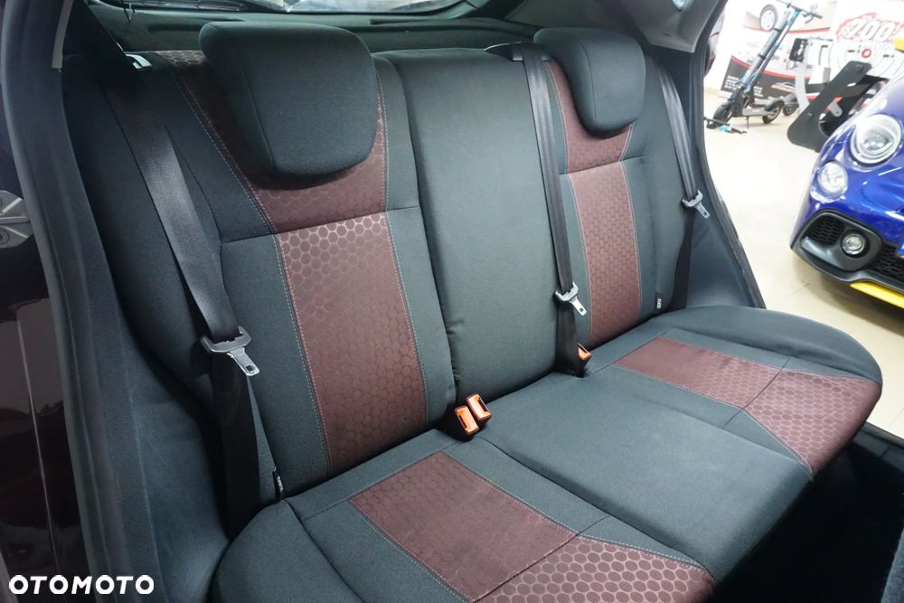 Ford Fiesta 1.4 TDCI - 19