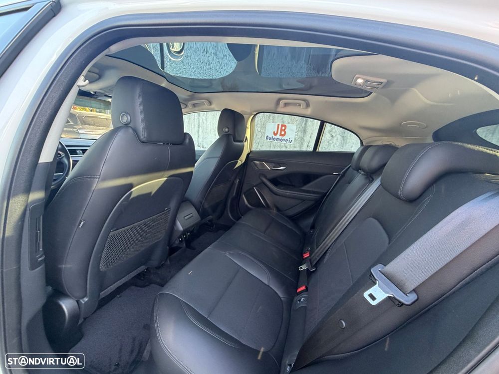 Jaguar I-Pace EV400 AWD S - 12