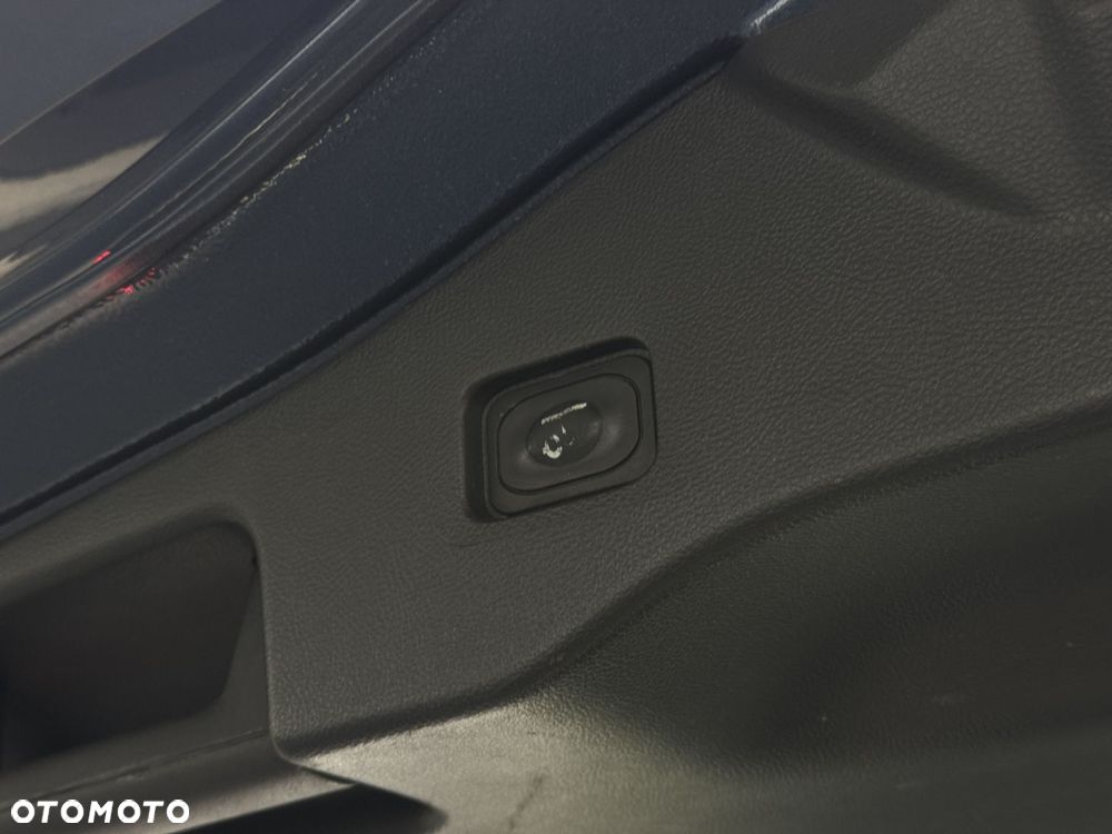 Ford Mondeo - 21