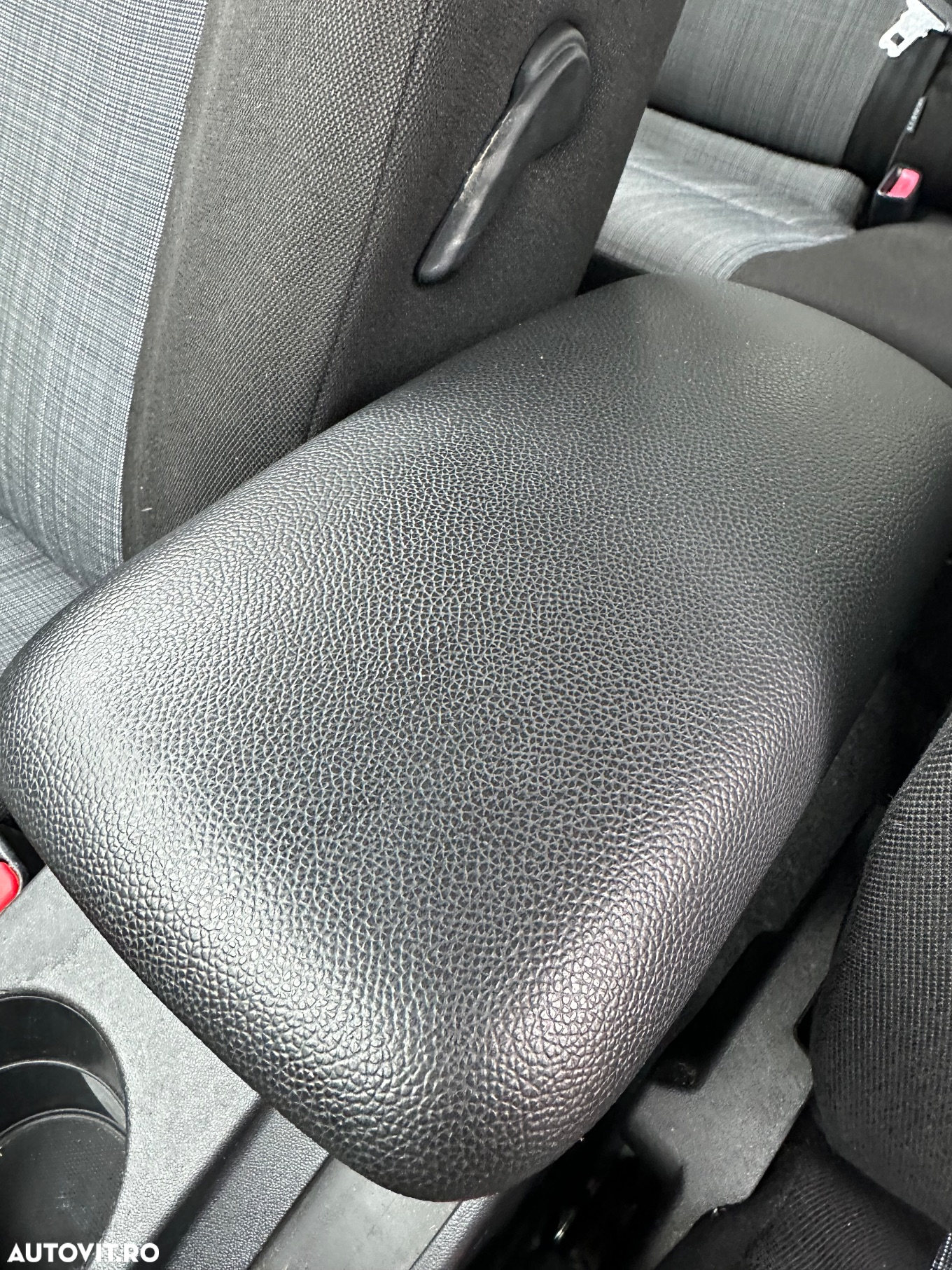 Kia Ceed 1.4 CVVT Attract - 24