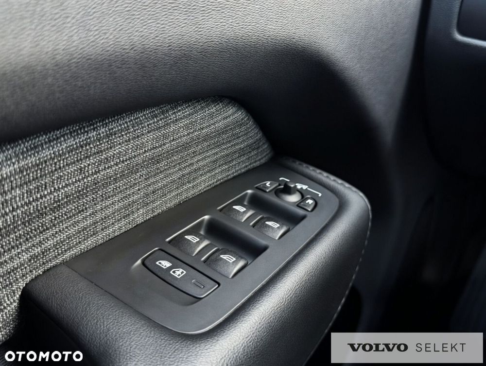 Volvo XC 60 - 33