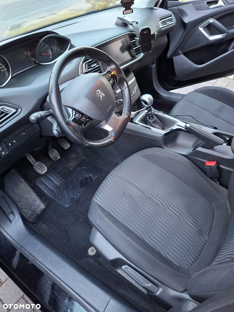 Peugeot 308 1.2 PureTech Active S&S - 5