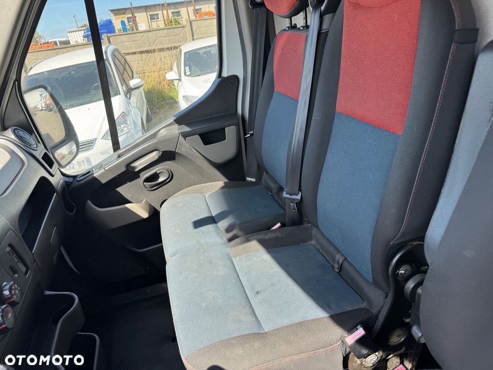 Renault Master 2016 KLIMA Serwis ASO Navi R-Link L1H1 Nowe Opony Michelin z Wojska FR - 14