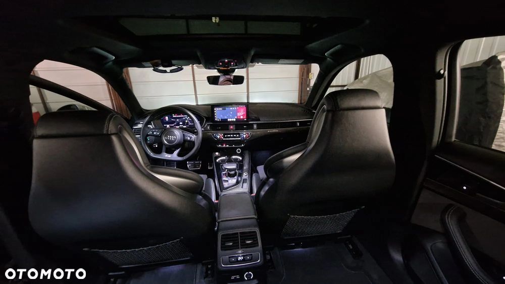 Audi S4 Limousine - 31