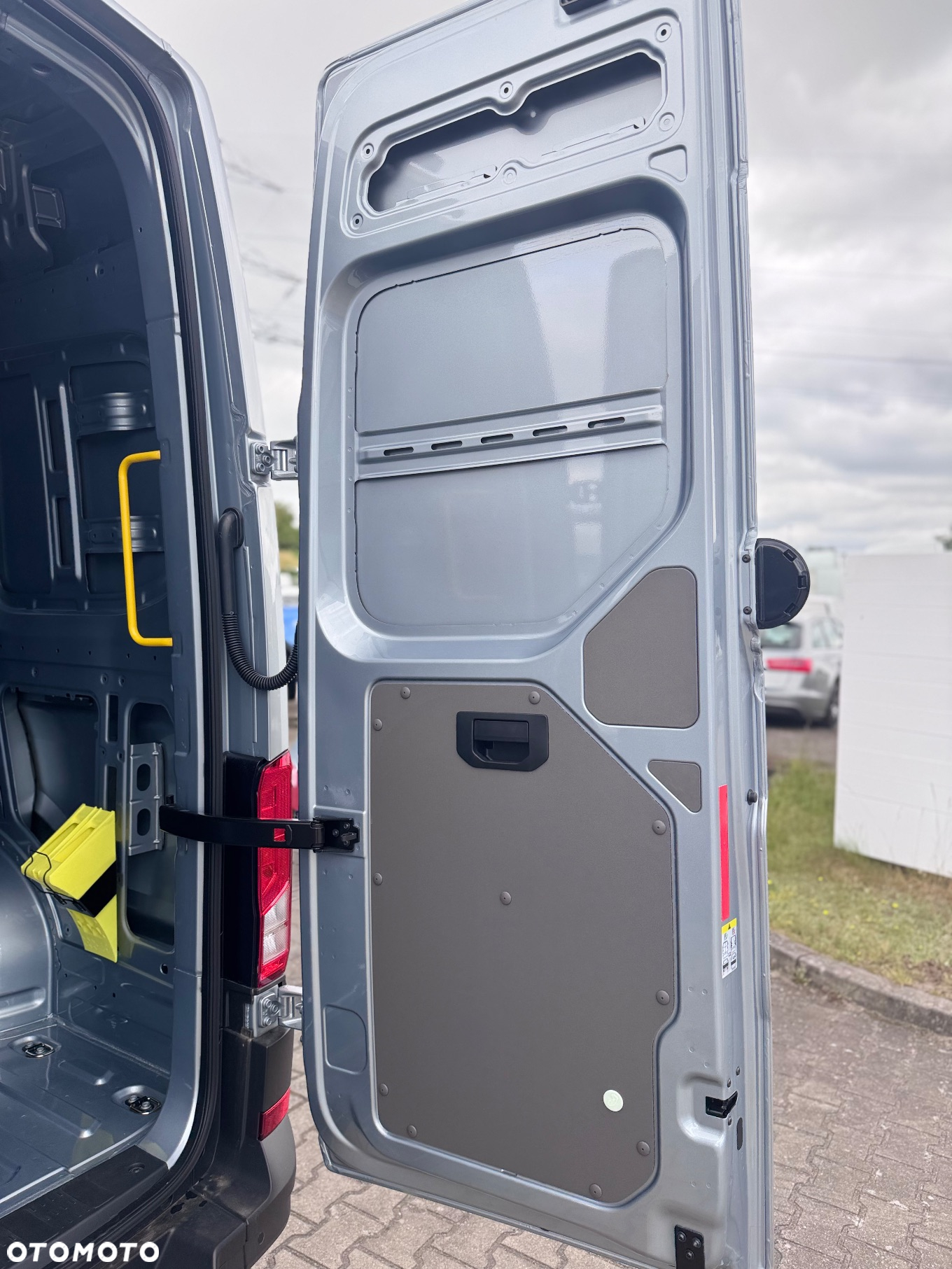 Volkswagen CRAFTER - 9