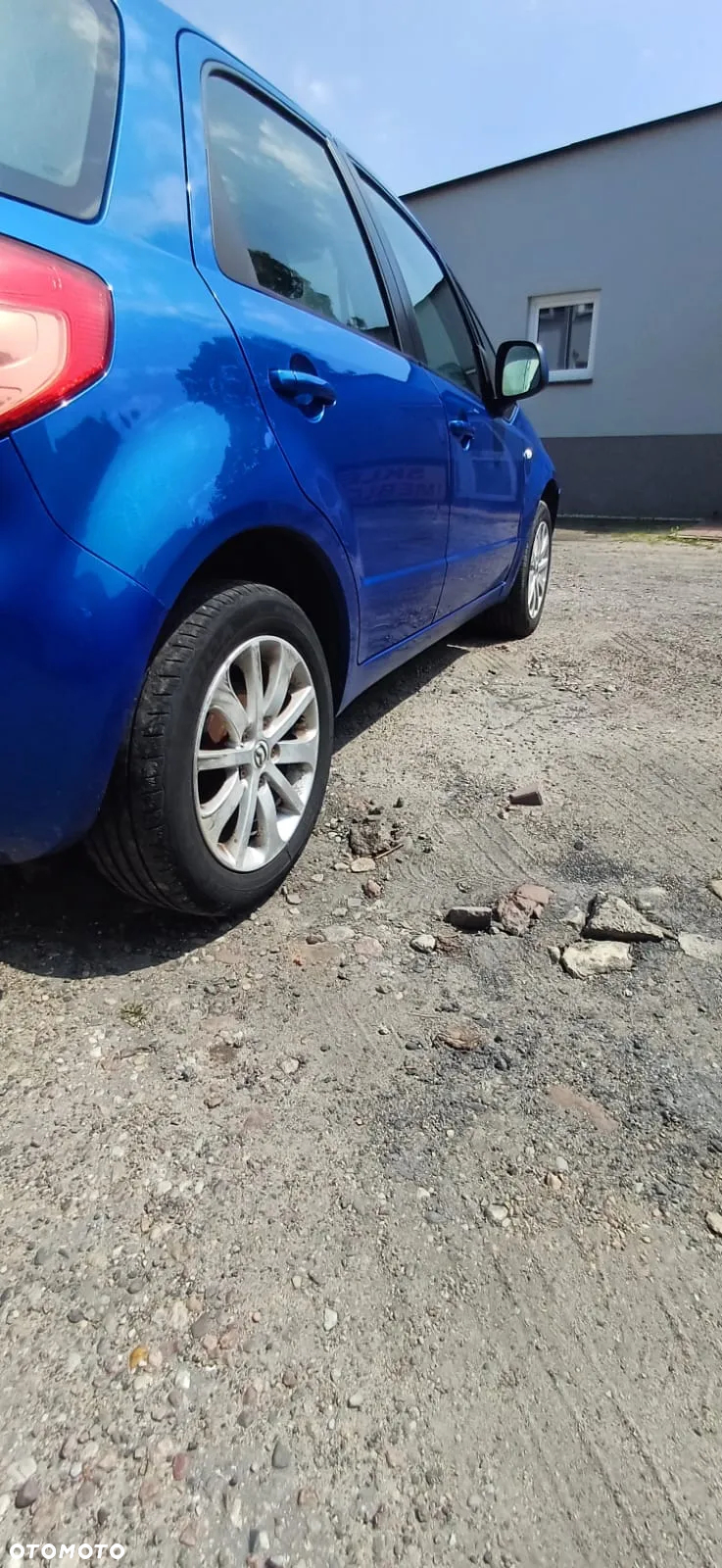 Suzuki SX4 - 10