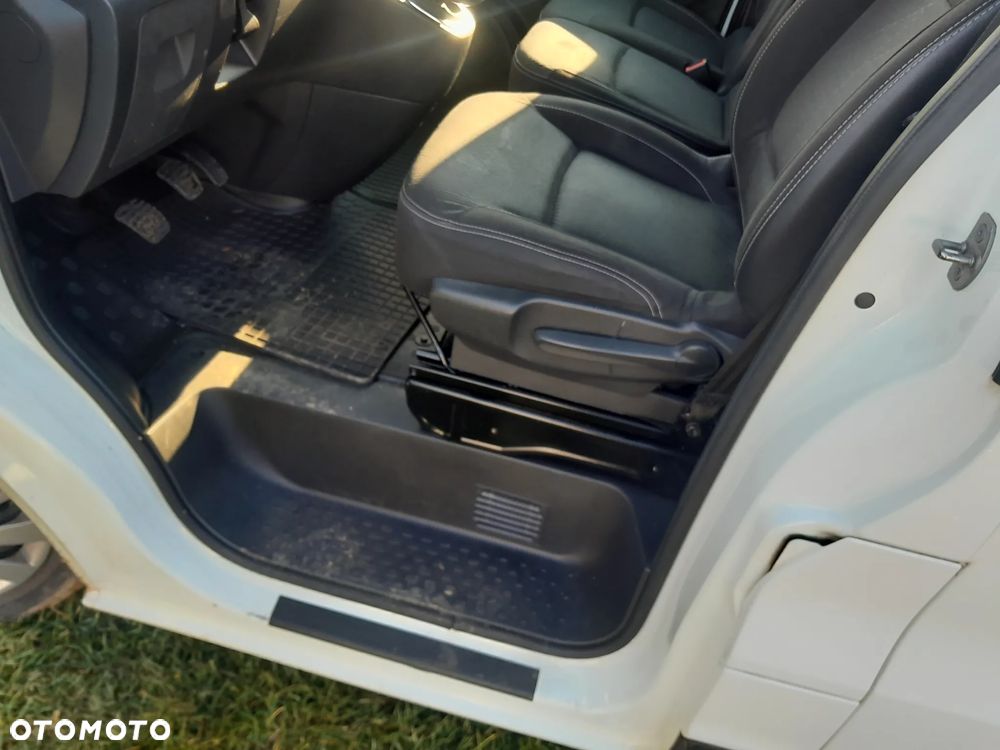Renault Trafic - 11