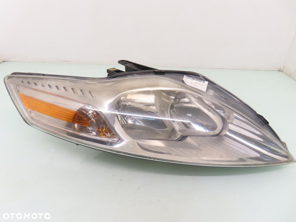 LAMPA PRAWA PRZEDNIA FORD MONDEO MK4 IV LIFT 7S7113W029EB - 1