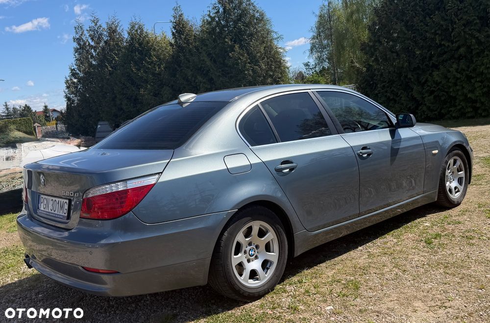 BMW Seria 5 520d Edition Exclusive - 6