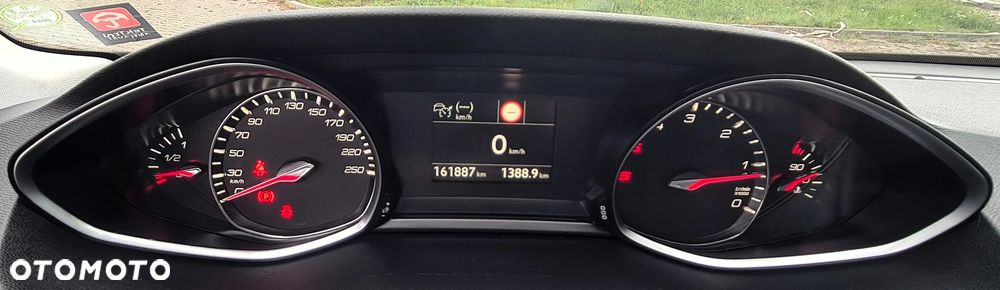 Peugeot 308 BlueHDi 130 Stop & Start Allure Business-Paket - 29
