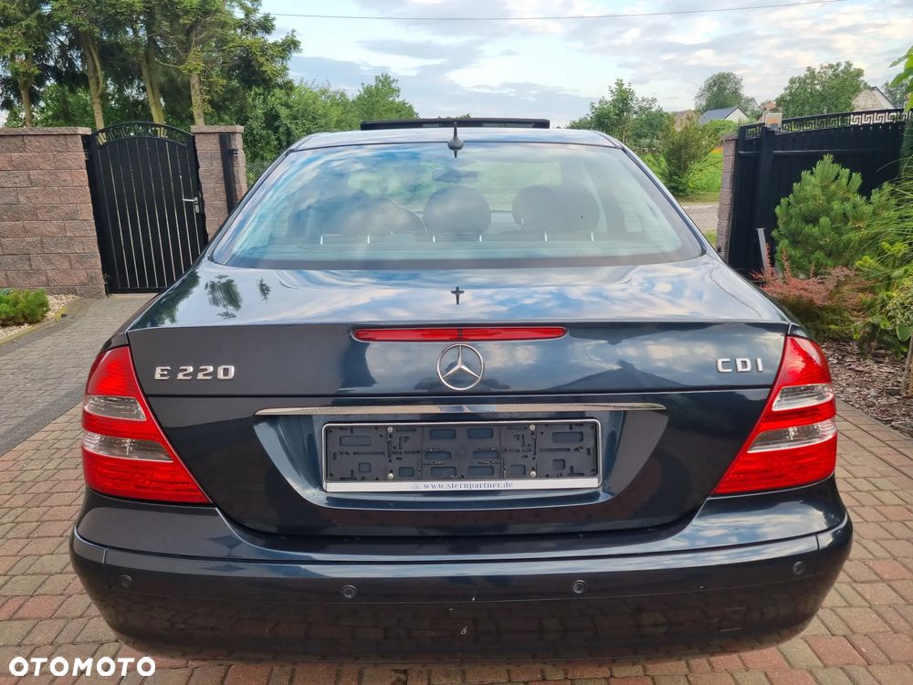 Mercedes-Benz Klasa E 220 CDI Classic DPF - 6