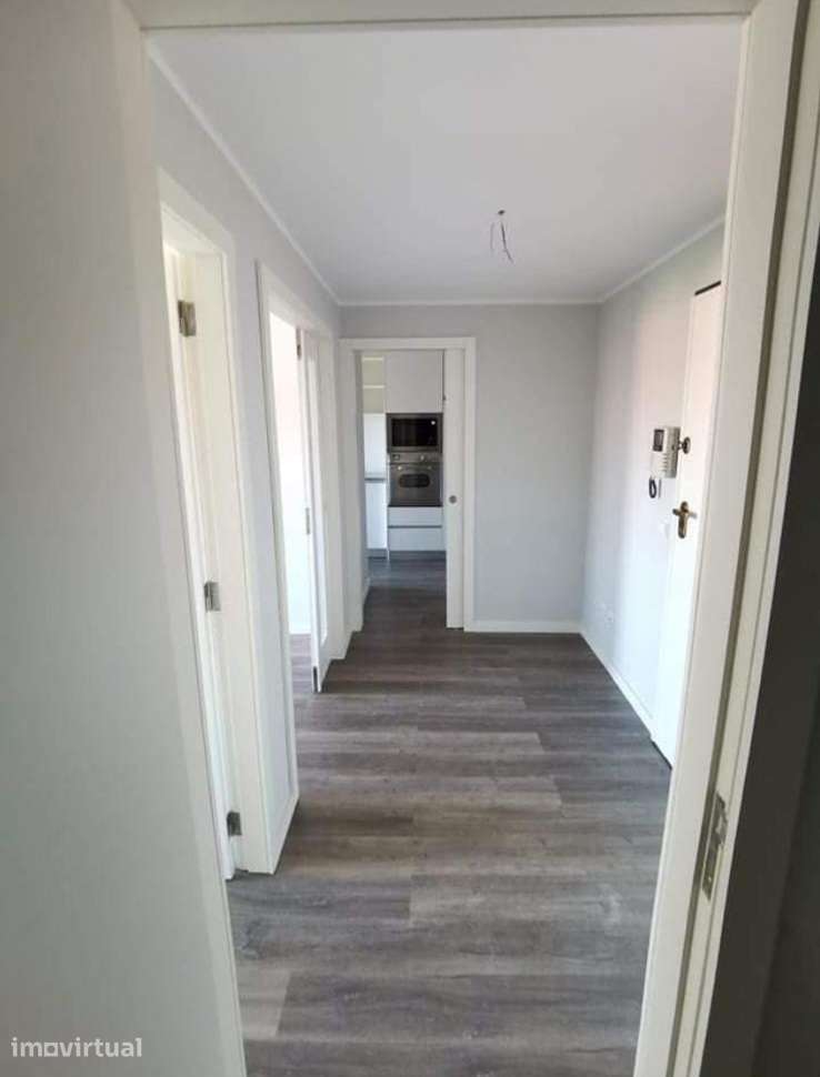Arrendamento de apartamento mobilado. Localização privilegiada. - Grande imagem: 2/7
