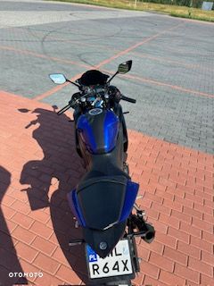 Yamaha R3 - 10