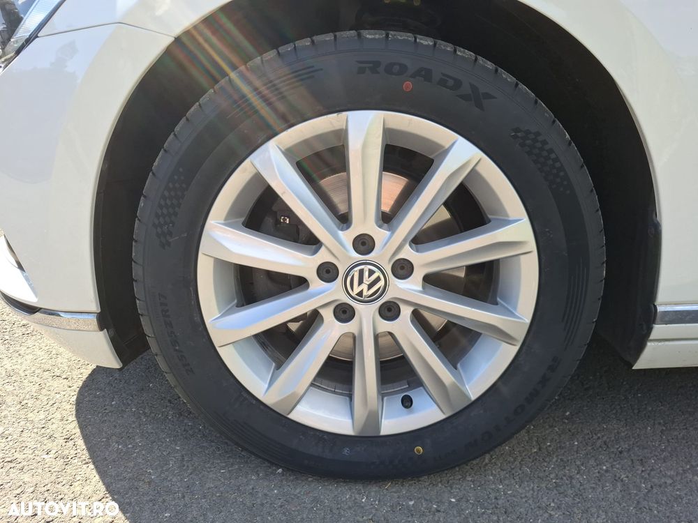 Volkswagen Passat 2.0 TDI DSG (BlueMotion Technology) Highline - 13