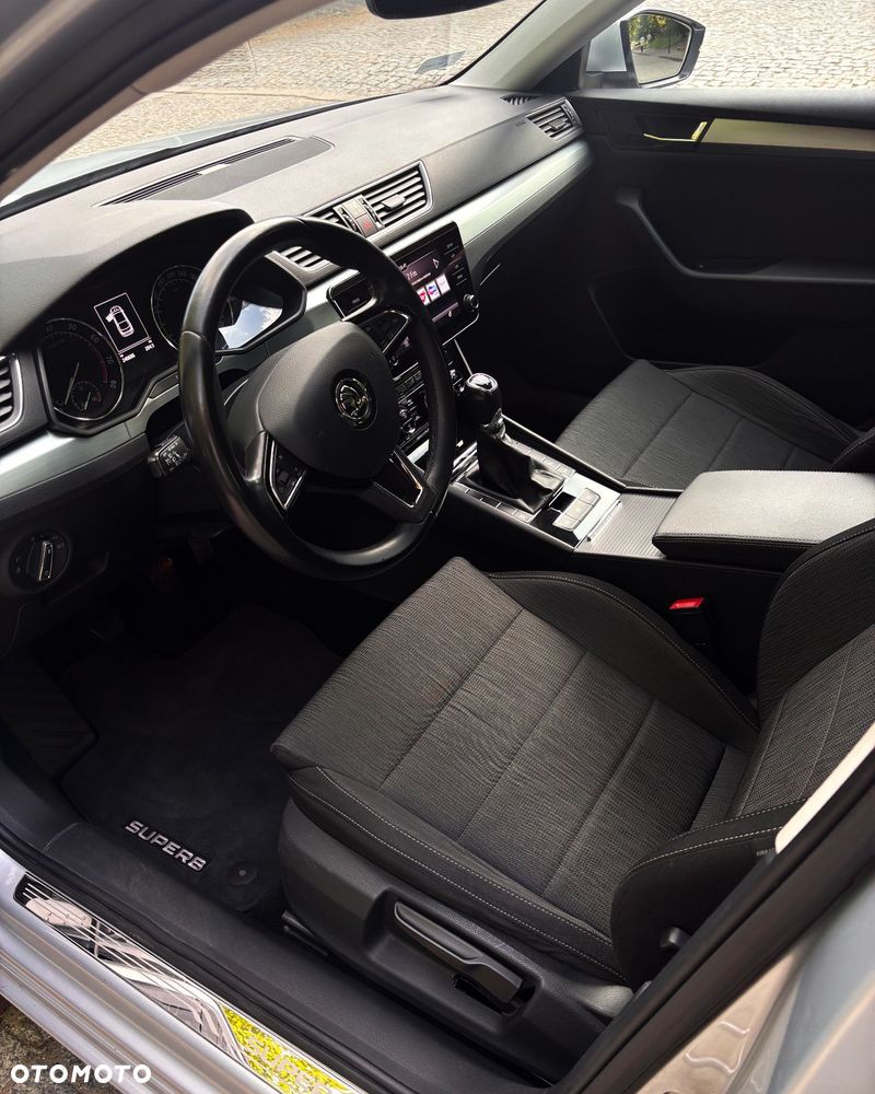Skoda Superb 1.5 TSI ACT Ambition - 6
