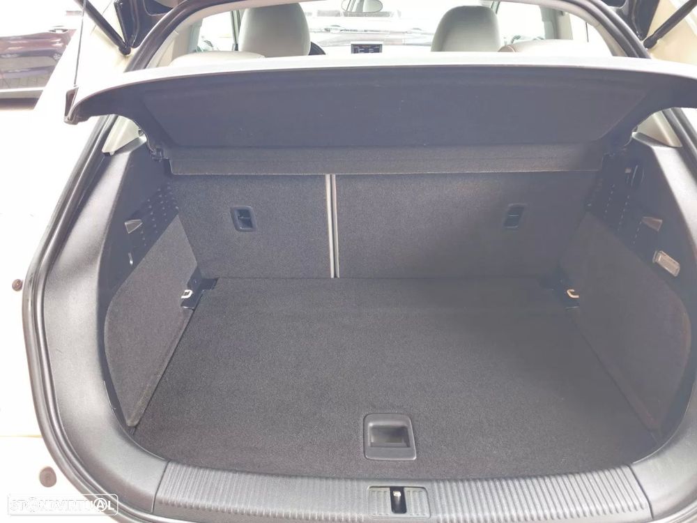 Audi A1 1.2 TFSI Attraction - 11