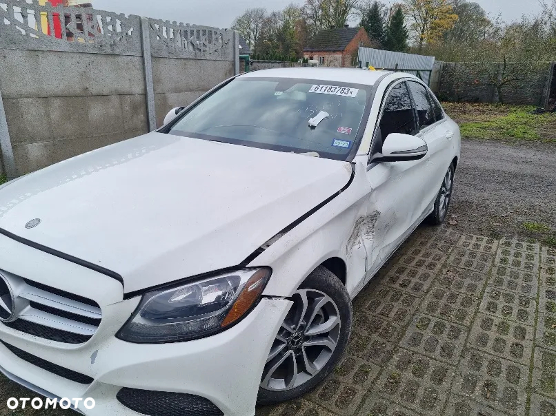 Mercedes-Benz Klasa C 300 7G-TRONIC - 11