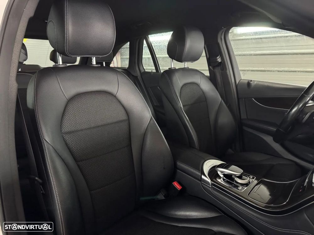 Mercedes-Benz GLC 220 d 4Matic - 24