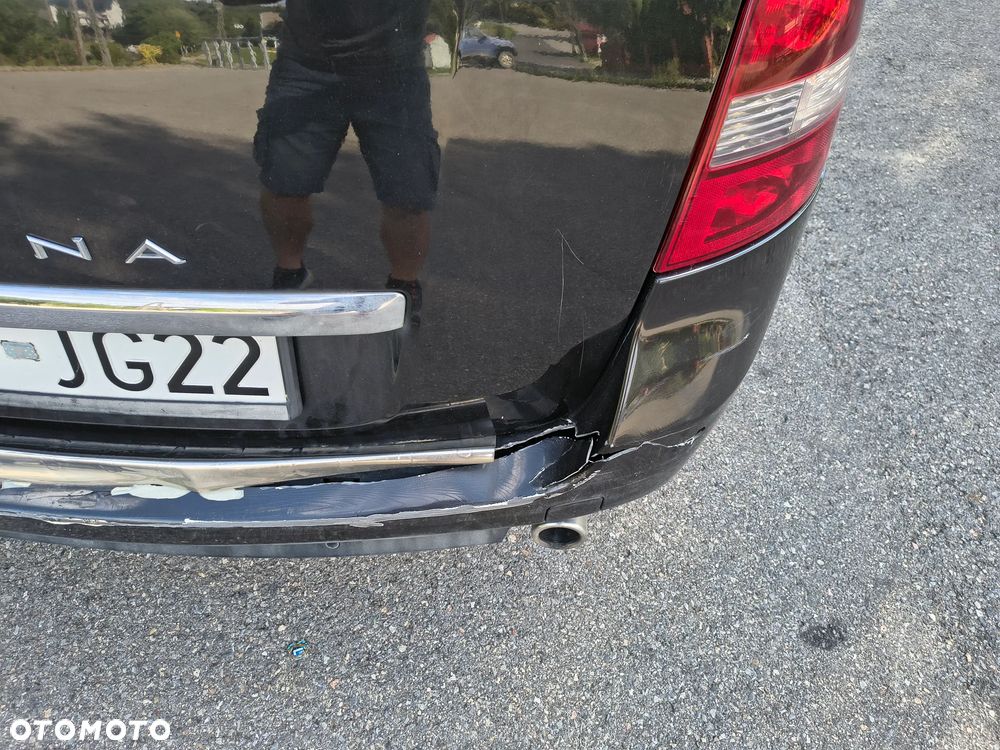 Renault Laguna 2.0 dCi Bose Edition - 12