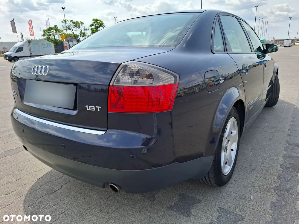 Audi A4 Limousine 1.8T - 4
