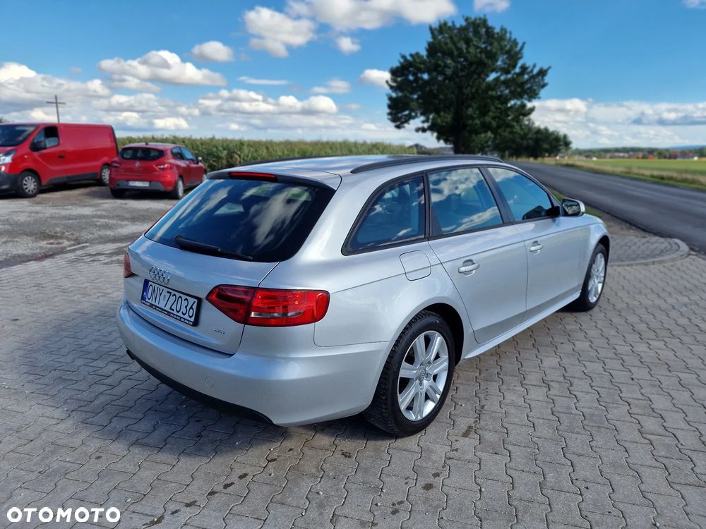 Audi A4 Avant 2.0 TDI DPF quattro - 10