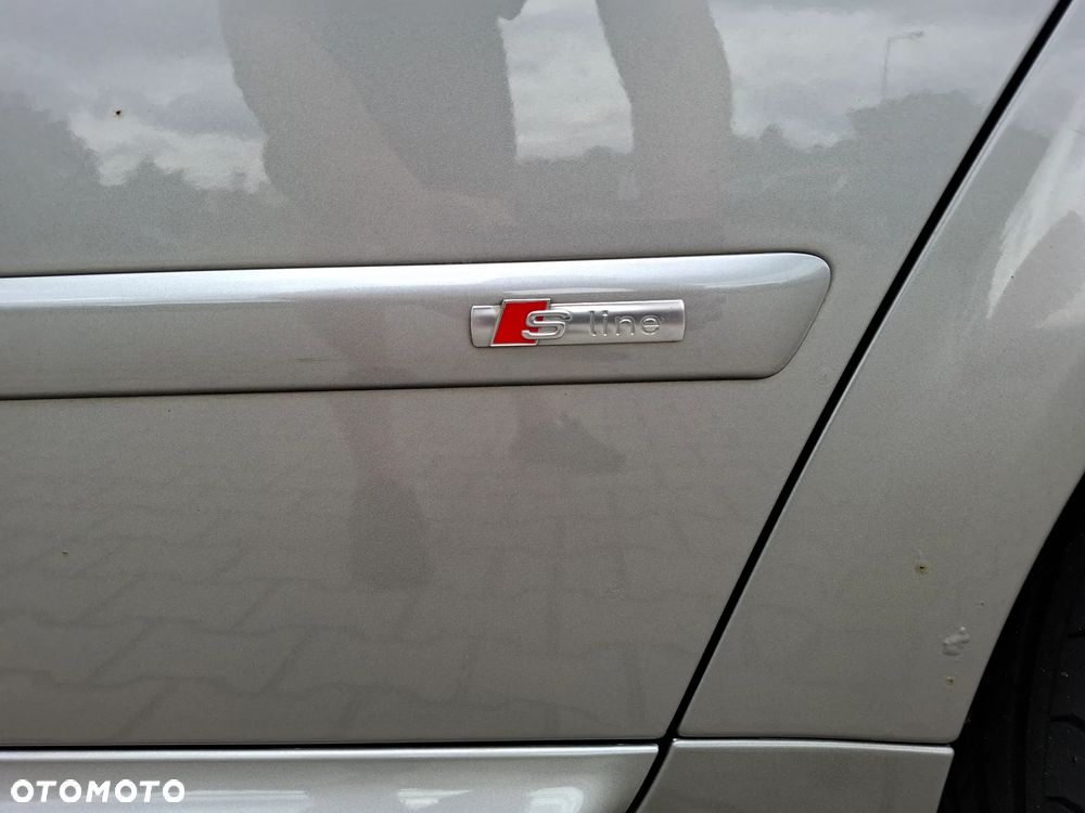 Audi A4 Limousine 1.8 T - 8