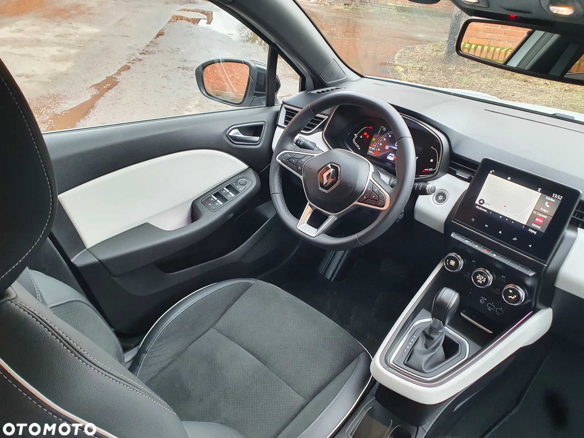 Renault Clio TCe 90 X-tronic EVOLUTION - 10