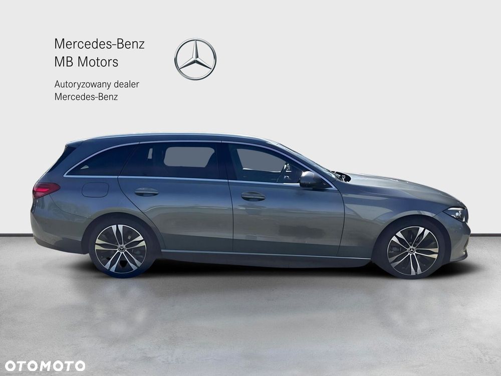 Mercedes-Benz C-Class 2025 photo 3