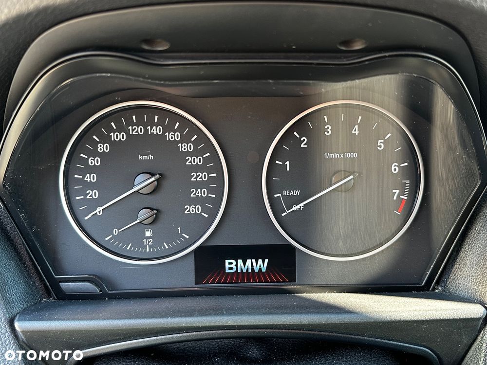 BMW Seria 1 118i - 17