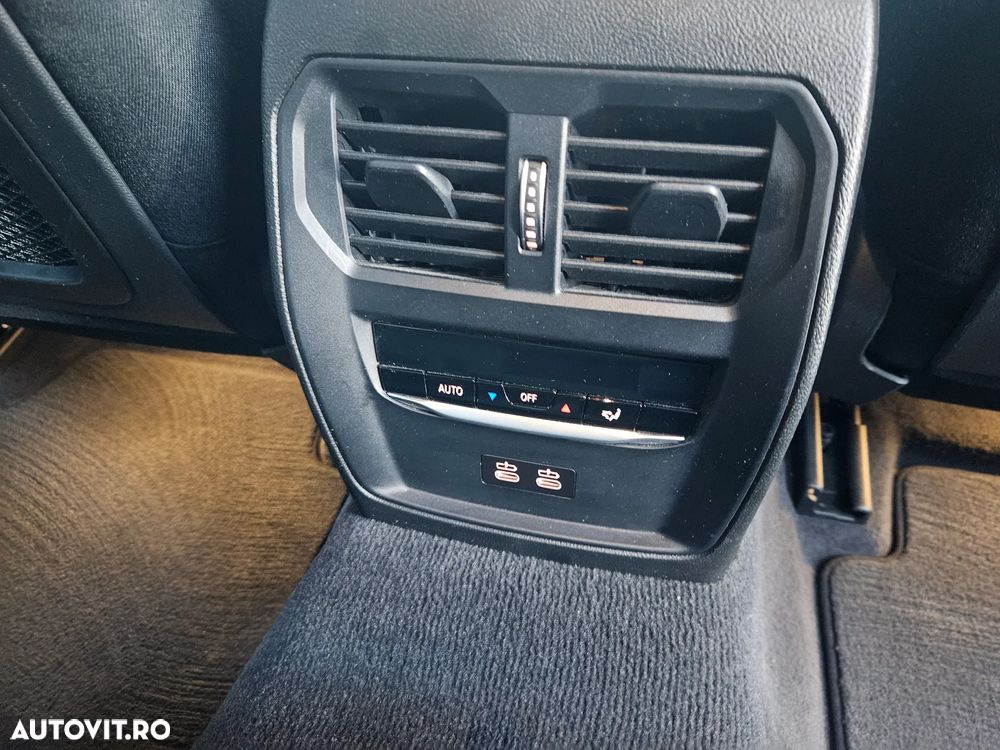 BMW Seria 3 320i xDrive AT - 11