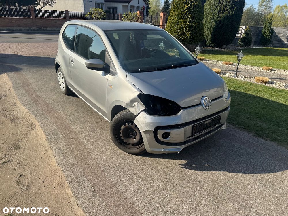 Volkswagen up! Active - 11