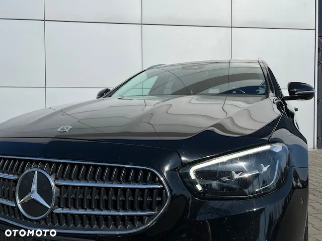 Mercedes-Benz Klasa E 300 de Avantgarde - 4