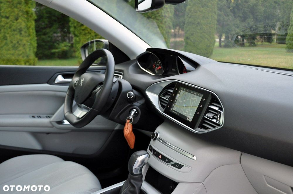 Peugeot 308 - 18