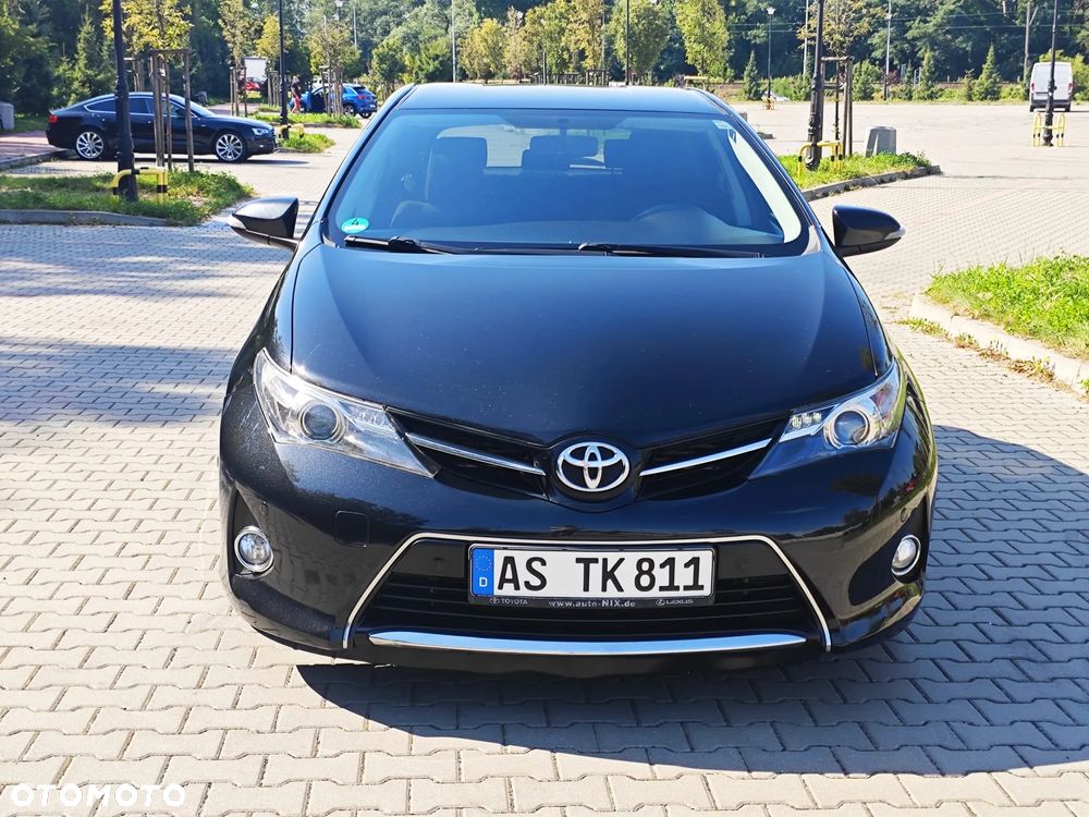 Toyota Auris 2.0 D-4D Premium Comfort - 2