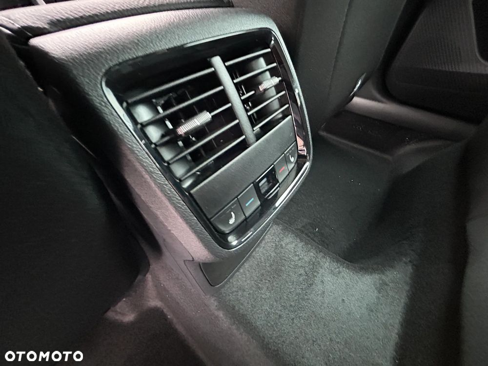 Skoda Octavia 1.5 TSI mHEV Drive Selection DSG - 13