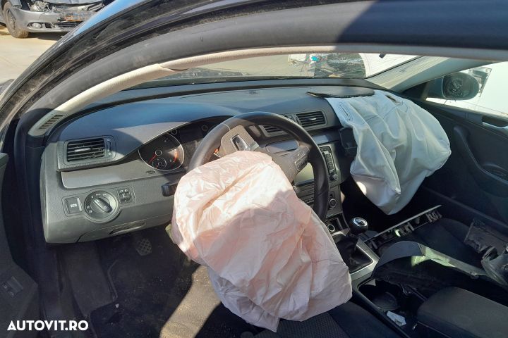 Electrovalva 1K0906627A 1K0906627A Volkswagen VW Passat B6 [2005 - 20 - 8