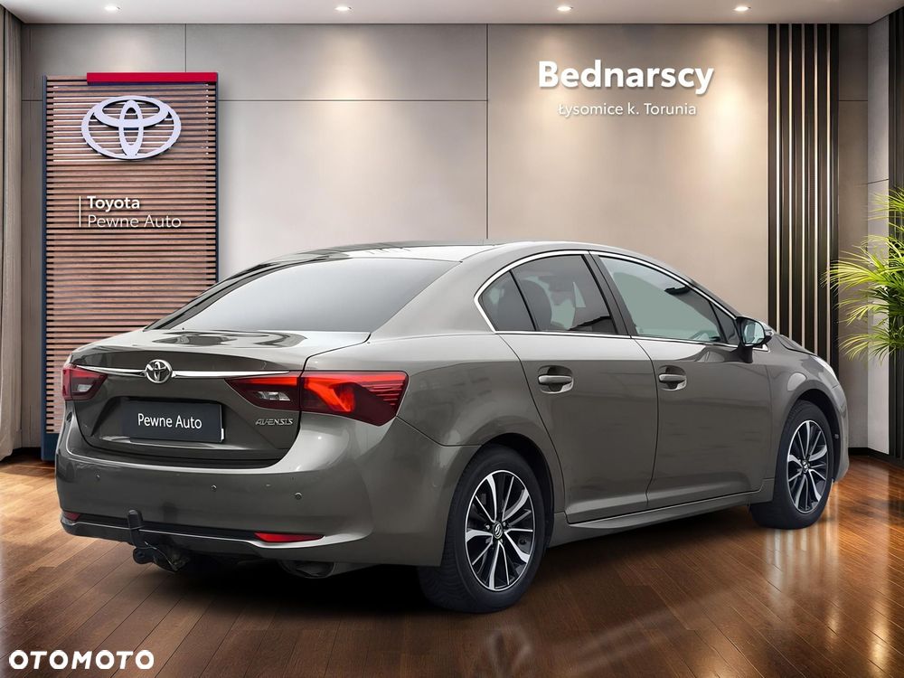 Toyota Avensis 2.0 Premium MS - 2