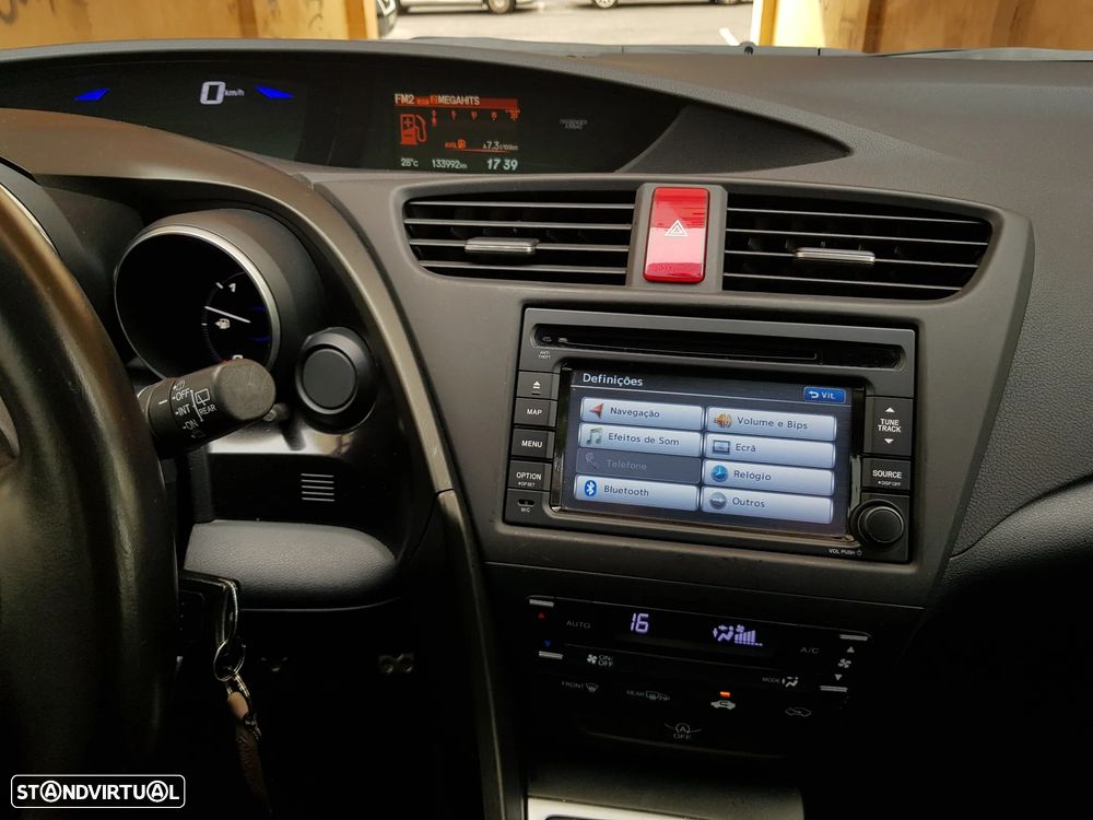 Honda Civic 1.4 i-VTEC Sport Navi - 46