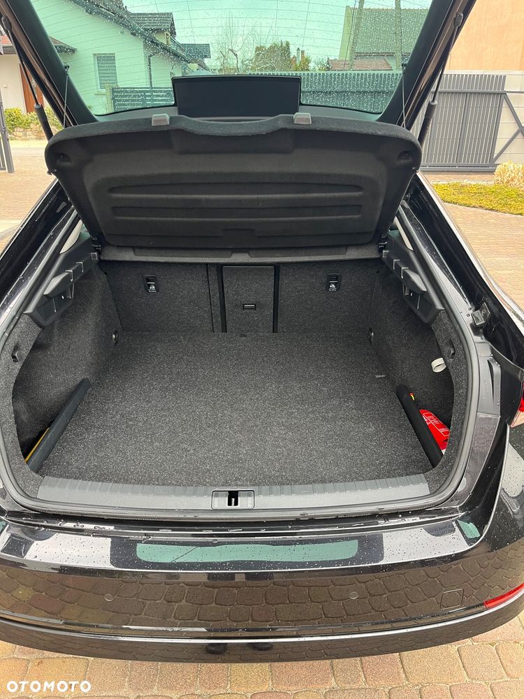 Skoda Octavia 1.4 TSI DSG Clever - 22