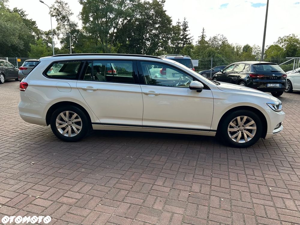 Volkswagen Passat 2.0 TDI BMT Comfortline - 8