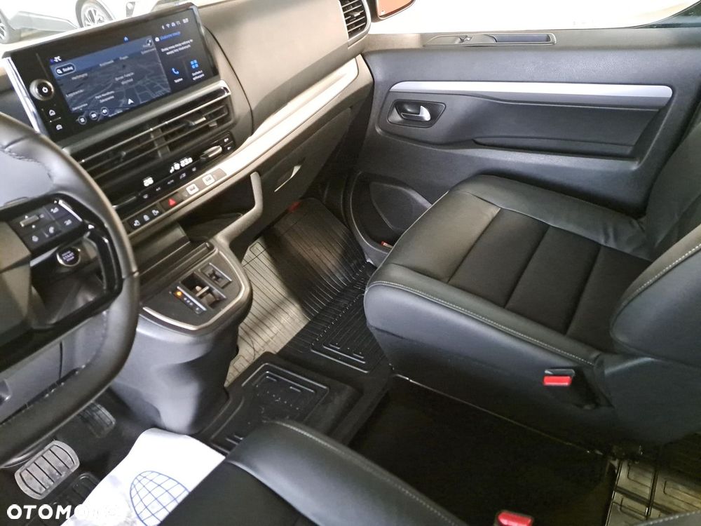 Toyota Proace Verso 2.0 D4-D Long VIP - 30