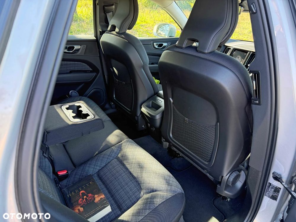 Volvo XC 60 - 16