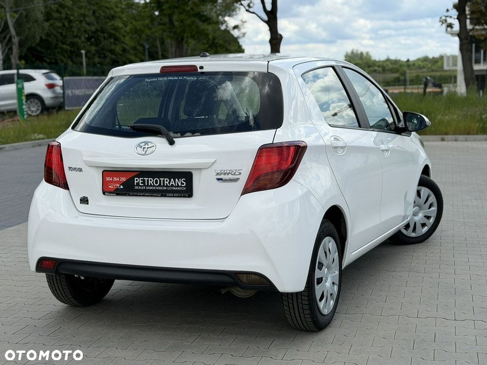 Toyota Yaris - 12