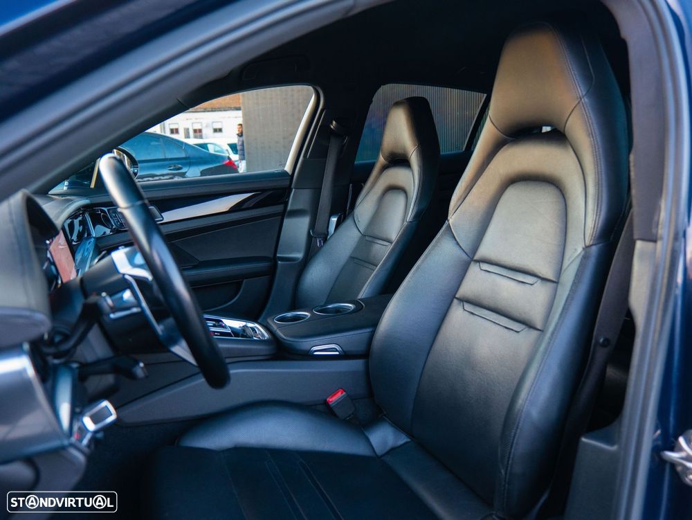 Porsche Panamera 4 Executive - 29