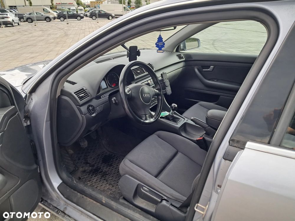 Audi A4 Avant - 7