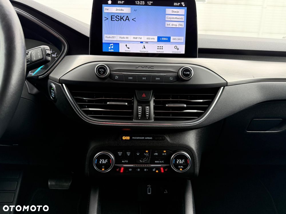 Ford Focus 1.5 EcoBlue Start-Stopp-System TITANIUM X - 24