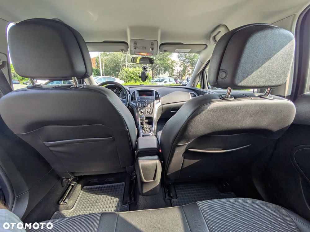 Opel Astra 1.4 T Cosmo - 15